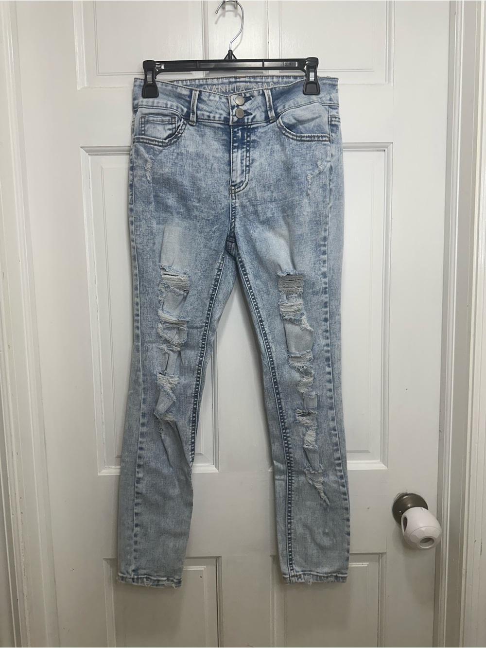 Vanilla Star Mid Rise Skinny Jeans Size 7 Distressed Light Acid Wash